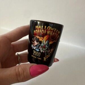 Universal Studios Halloween Horror Nights HHN 2000 Shot Glass Collectible
